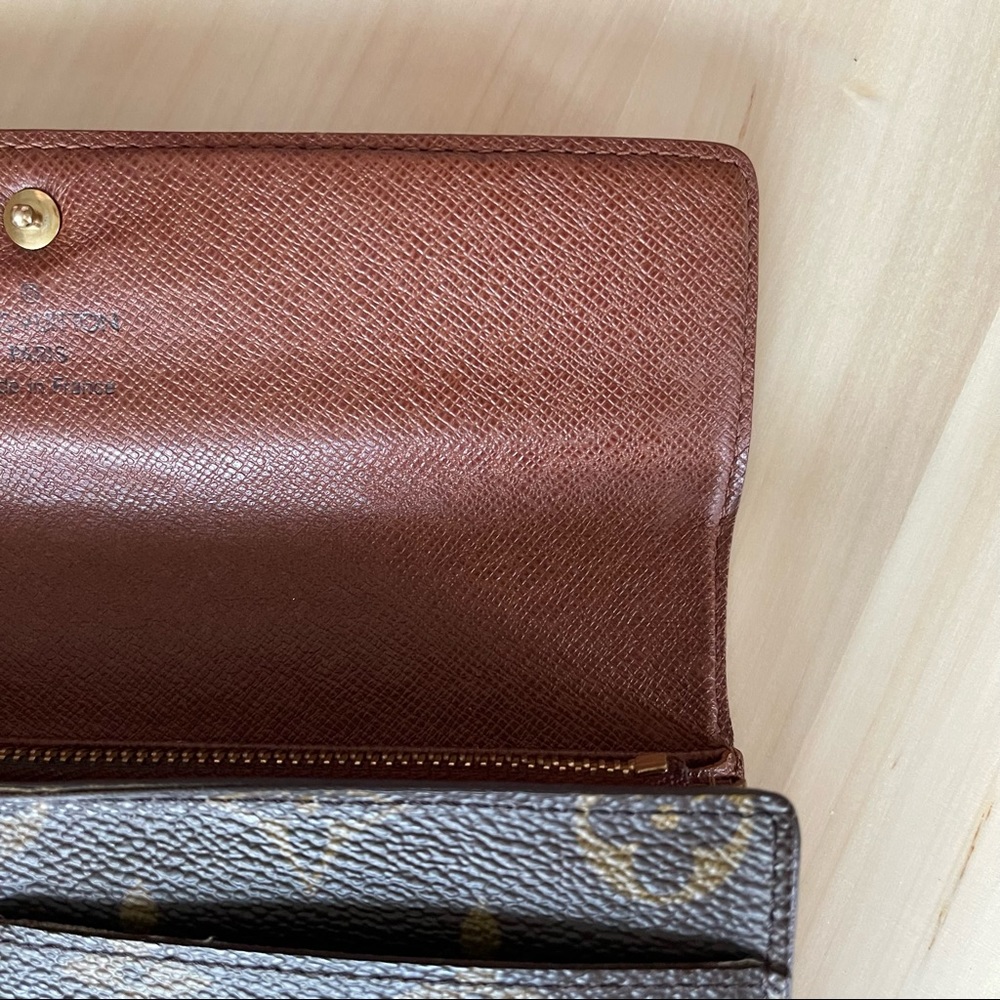 Louis Vuitton Monogram Canvas Portefeiulle Sarah Long Bifold Wallet - Picture 13 of 17